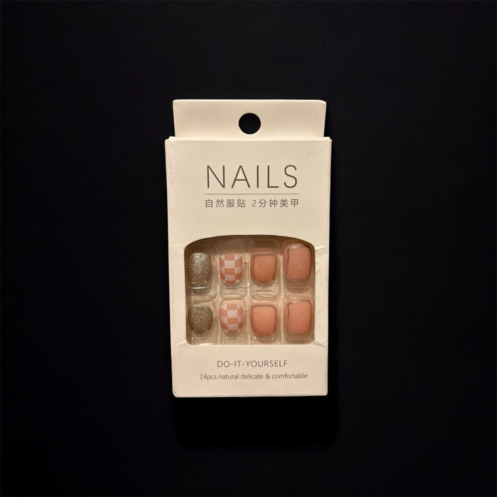 5️⃣Press On Nails Set | Pink & Gold Design Or 5 For 25